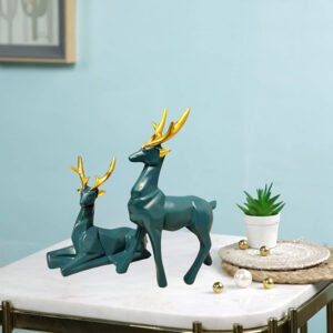 Dark Green Deer Couple – 8 inch's Modern Resin Decor