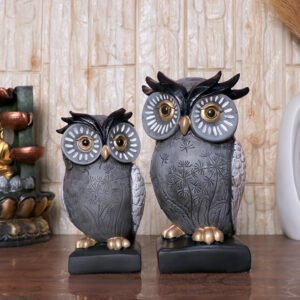Decorative Owl Figurine Set – Handcrafted Resin Sculpture – 3 Sizes Available (17cm, 15cm, 13cm) - Image 1