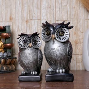 Decorative Owl Figurine Set – Handcrafted Resin Sculpture – 3 Sizes Available (17cm, 15cm, 13cm) - Image 1