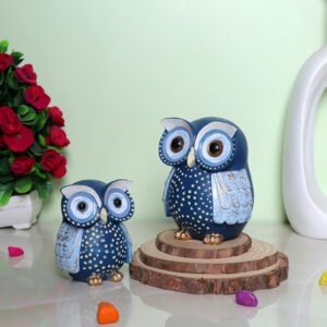 Handcrafted Owl Figurine Set – Decorative Showpiece With Two Different Sizes (Large: 13cm H x 9cm L x 9cm D, Small: 10cm H x 7cm L x 7cm D) - Image 1