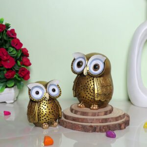 Handcrafted Owl Figurine Set – Decorative Showpiece With Two Different Sizes (Large: 13cm H x 9cm L x 9cm D, Small: 10cm H x 7cm L x 7cm D) - Image 1