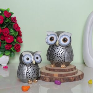 Handcrafted Owl Figurine Set – Decorative Showpiece With Two Different Sizes (Large: 13cm H x 9cm L x 9cm D, Small: 10cm H x 7cm L x 7cm D) - Image 1